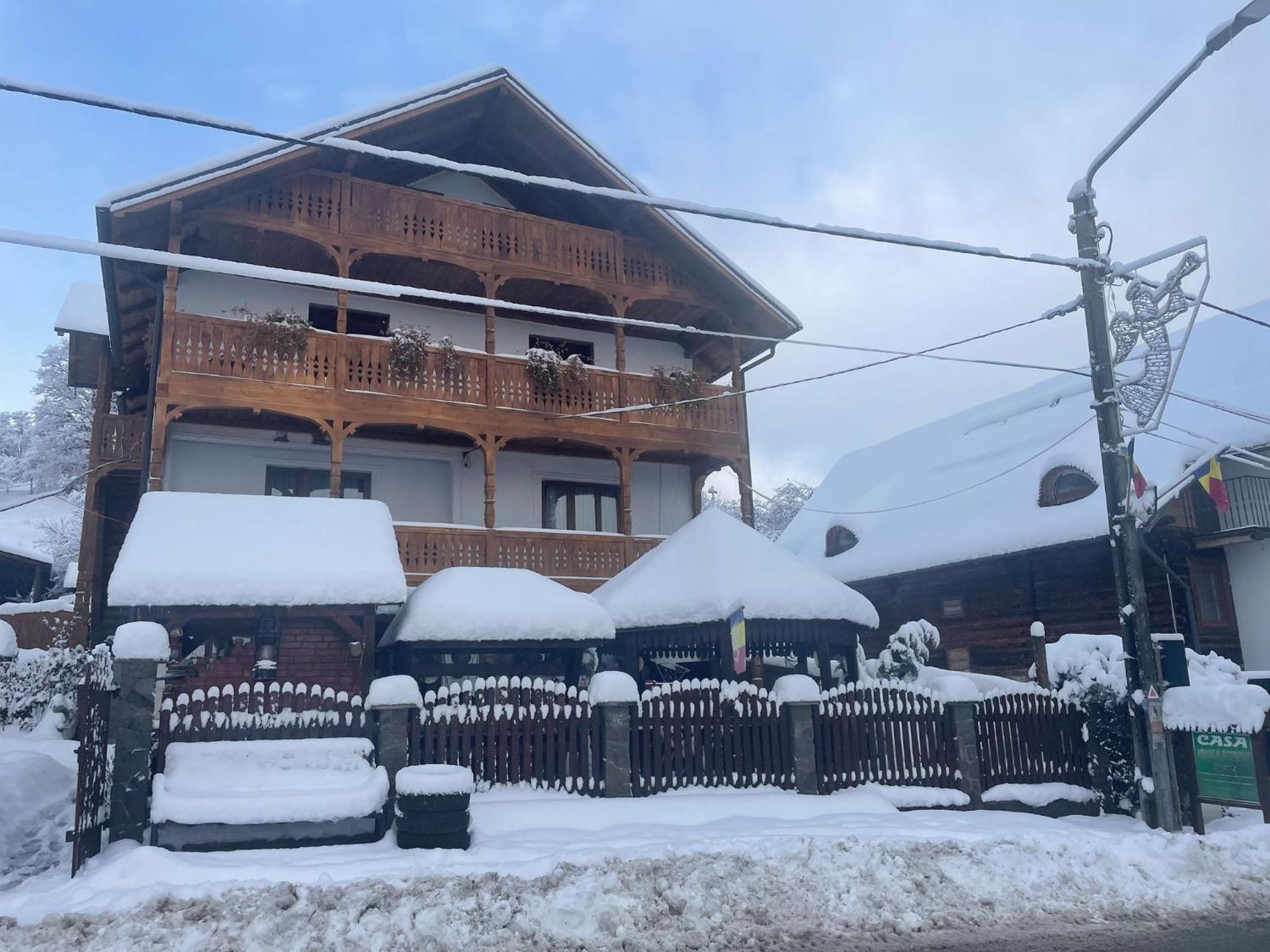 Casa Ionela Petreus Hotel Poienile Izei Eksteriør billede